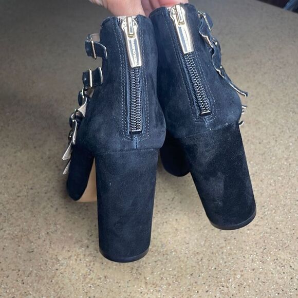 Vince Camuto Strappy Mary Jane Dalison Heels 6.5 - Picture 7 of 12